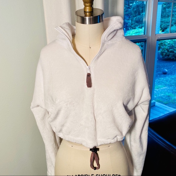 Urban Outfitters Tops - Urban Outfitters white half zip Angela fleece